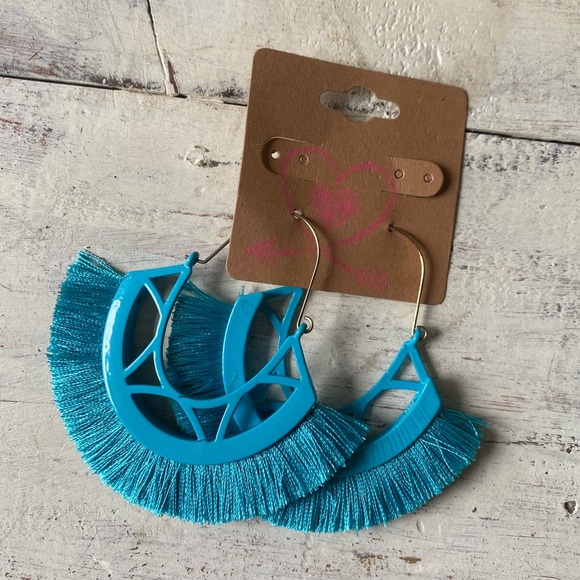 Sugarfix Blue Fringe Earrings - Picture 7 of 7